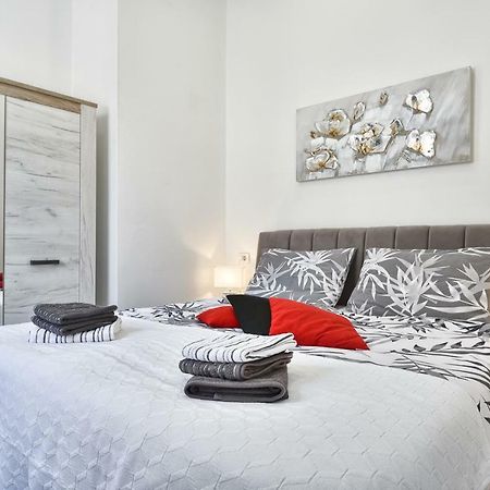 Apartment 20M From Arena Pula Exterior foto