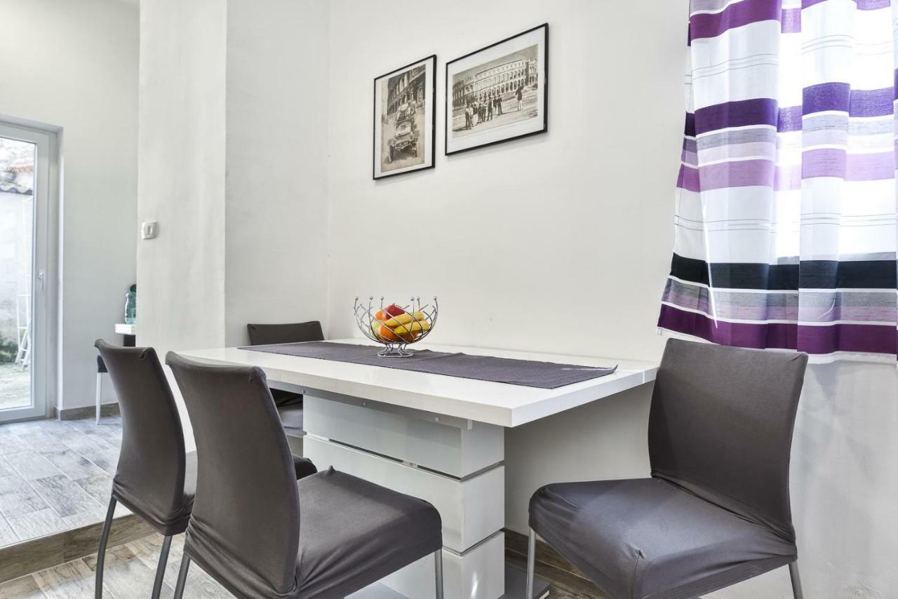 Apartment 20M From Arena Pula Exterior foto