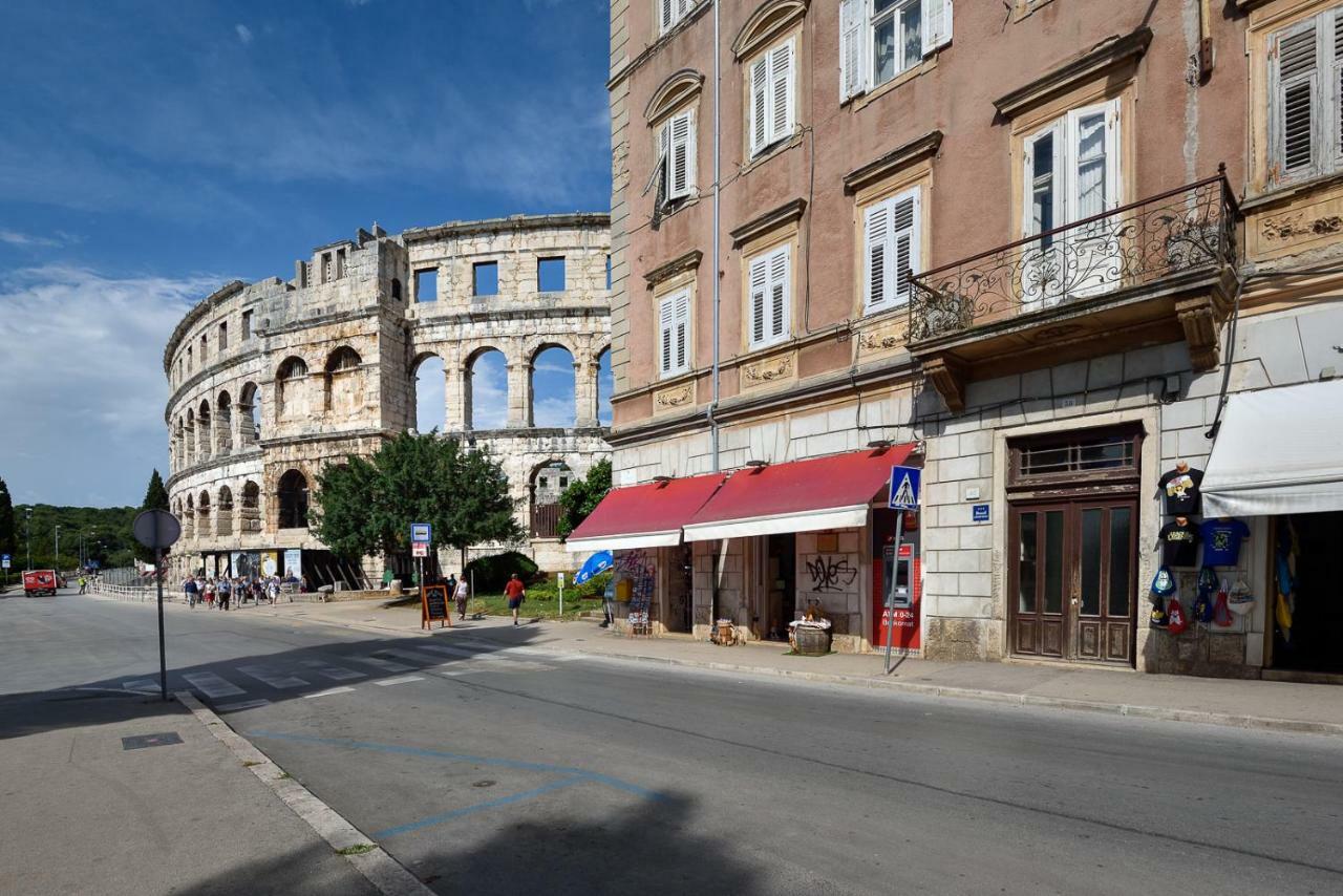 Apartment 20M From Arena Pula Exterior foto